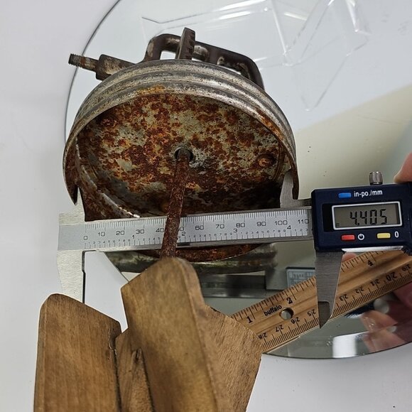 Dazey No. 20 Butter Churn Lid - Vintage No Jar Or Handle, Rusty - Picture 11 of 12